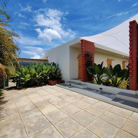 Tropicopia Hotel Mysore Buitenkant foto